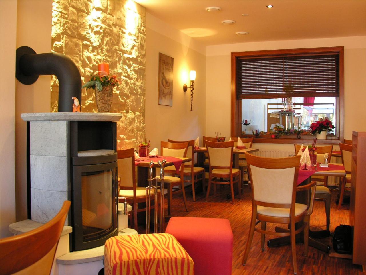 Hotel & Restaurant Zum Deutschen Hause Kirchhatten Εξωτερικό φωτογραφία